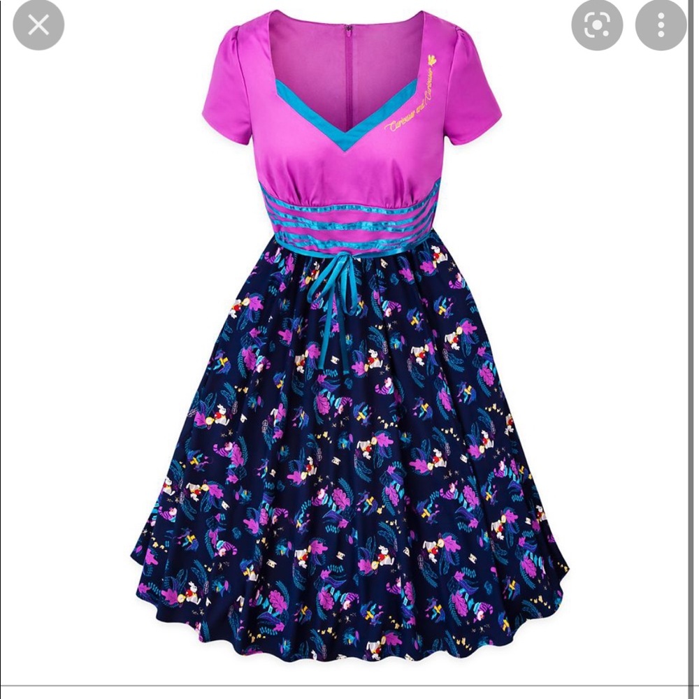 Disney parks dress shop Alice in wonderland